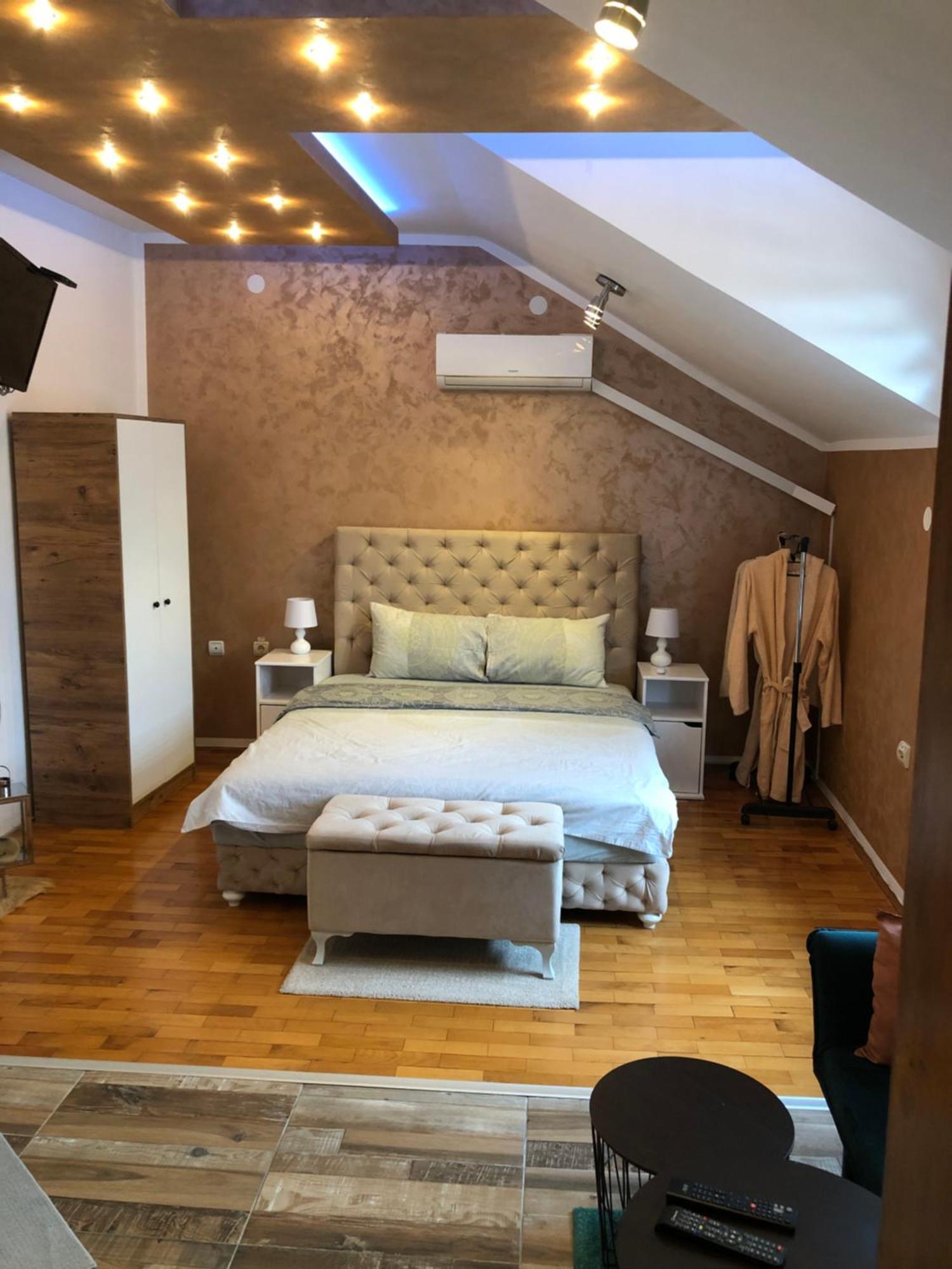 Delux Apartmani Pozarevac Exterior photo